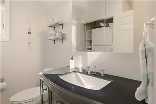 7 Hawthorne Ave, Bristol, RI 02809 - Photo 22