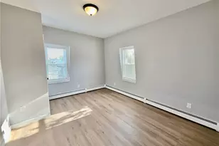 73 Vernon St, Providence, RI 02903 - Photo 6