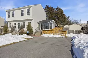 12 Dean Ct, Warwick, RI 02889 - Photo 2