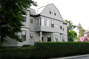 38 Rhode Island Ave, Newport, RI 02840 - Photo 2