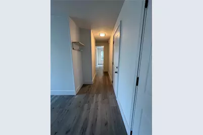 38 Rhode Island Avenue #5, Newport, RI 02840 - Photo 8