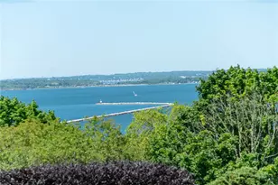 29 Algonquin Dr, Middletown, RI 02842 - Photo 20