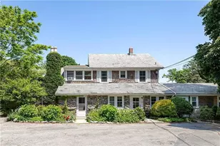 75 Green End Ave, Middletown, RI 02842 - Photo 2