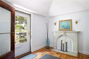 75 Green End Ave, Middletown, RI 02842 - Photo 4