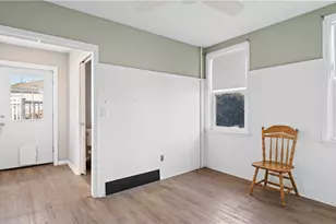 137 Colonial Ave, Cranston, RI 02910 - Photo 10