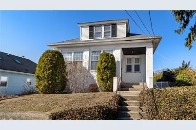 137 Colonial Avenue, Cranston, RI 02910 - Photo 2