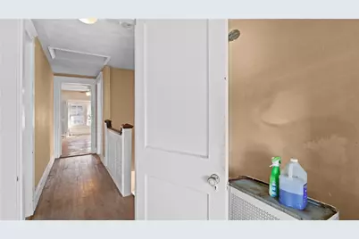 137 Colonial Avenue, Cranston, RI 02910 - Photo 24