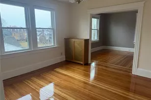 15 Freeborn St, Newport, RI 02840 - Photo 8