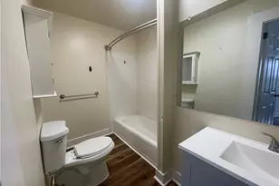 38 Freebody St, Newport, RI 02840 - Photo 6