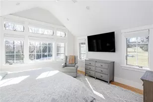 176 Heidi Dr, Portsmouth, RI 02871 - Photo 16