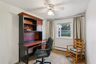 117 Haverhill Ave, Warwick, RI 02886 - Photo 18