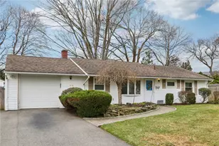 117 Haverhill Ave, Warwick, RI 02886 - Photo 2