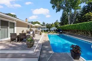 105 Coldbrook Dr, Cranston, RI 02920 - Photo 26