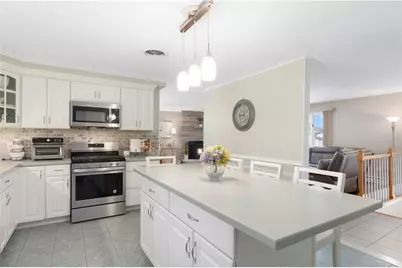 105 Cold Brook Drive, Cranston, RI 02920 - Photo 4