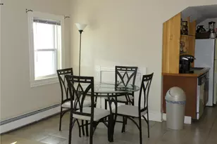 387 Lloyd Ave, Providence, RI 02906 - Photo 4