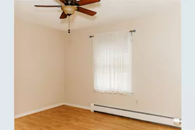 16 Ward Avenue, Middletown, RI 02842 - Photo 18