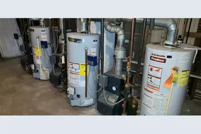 404 Carrington Avenue, Woonsocket, RI 02895 - Photo 34