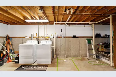 84 Crestwood Drive, West Warwick, RI 02893 - Photo 22