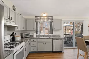 84 Crestwood Dr, West Warwick, RI 02893 - Photo 10