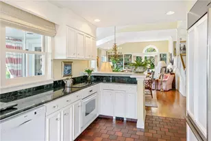 315 Ocean Ave, Newport, RI 02840 - Photo 20