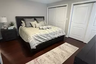 36 Waller St, Providence, RI 02908 - Photo 14