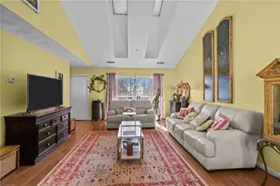 720 Putnam Pike, Smithfield, RI 02828 - Photo 6