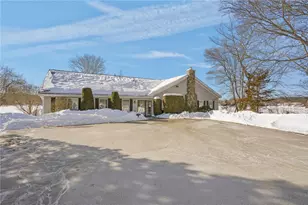 720 Putnam Pike, Smithfield, RI 02828 - Photo 36