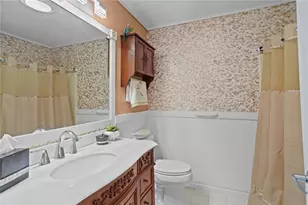 720 Putnam Pike, Smithfield, RI 02828 - Photo 12