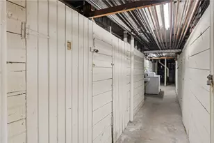 355 Angell St, Providence, RI 02906 - Photo 4