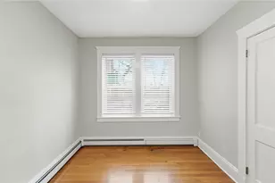 355 Angell St, Providence, RI 02906 - Photo 6