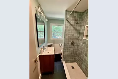 8 McCormick Road, Newport, RI 02840 - Photo 6