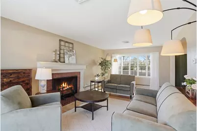 242 Bretton Woods Drive, Cranston, RI 02920 - Photo 4