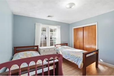 242 Bretton Woods Drive, Cranston, RI 02920 - Photo 30