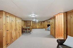 242 Brettonwoods Dr, Cranston, RI 02920 - Photo 36