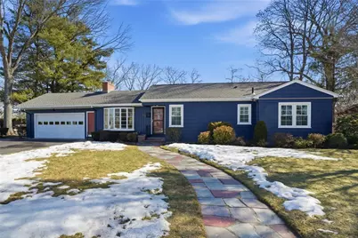 242 Bretton Woods Drive, Cranston, RI 02920 - Photo 2