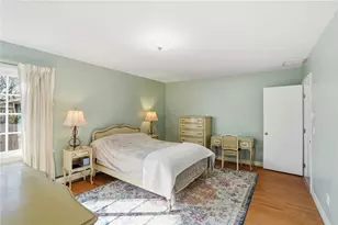 242 Brettonwoods Dr, Cranston, RI 02920 - Photo 26