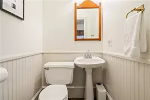 14 Greenough Pl, Newport, RI 02840 - Photo 12