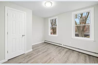 154 Waterman Avenue, North Providence, RI 02911 - Photo 10