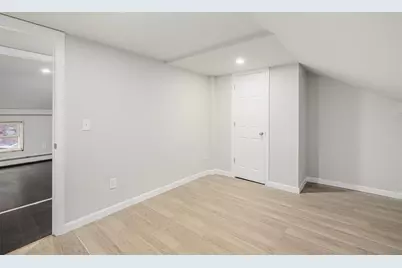 154 Waterman Avenue, North Providence, RI 02911 - Photo 16