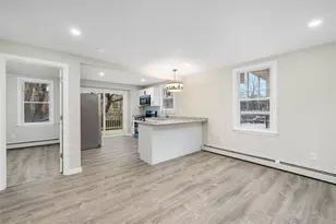 154 Waterman Ave, North Providence, RI 02911 - Photo 4