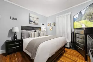 91 Peace St, Providence, RI 02907 - Photo 18