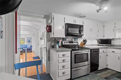 718 Bellevue Avenue #5, Newport, RI 02840 - Photo 20