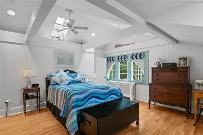 718 Bellevue Avenue #5, Newport, RI 02840 - Photo 24