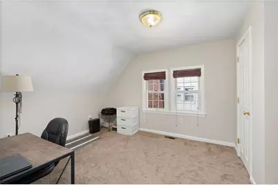 239 Ausdale Road, Cranston, RI 02910 - Photo 16