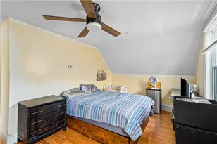 40 Calder St, Providence, RI 02907 - Photo 12