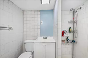 40 Calder St, Providence, RI 02907 - Photo 22