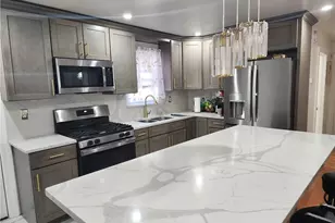 6 Douglas St, Cranston, RI 02910 - Photo 10