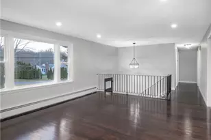 2 Sandalwood Ct, Coventry, RI 02816 - Photo 12