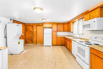 10 Potter Drive, Providence, RI 02907 - Photo 8