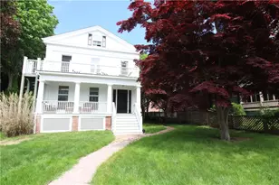 12 Bull St, Newport, RI 02840 - Photo 1